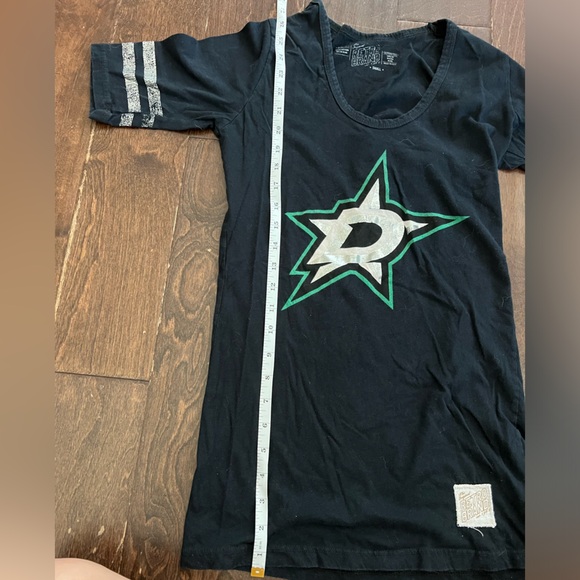 Women’s small retro brand Dallas Stars shirt - Picture 6 of 7